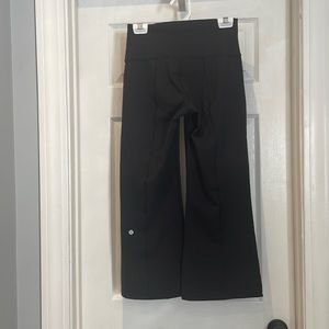 Lululemon cropped wide leg pants SZ 8